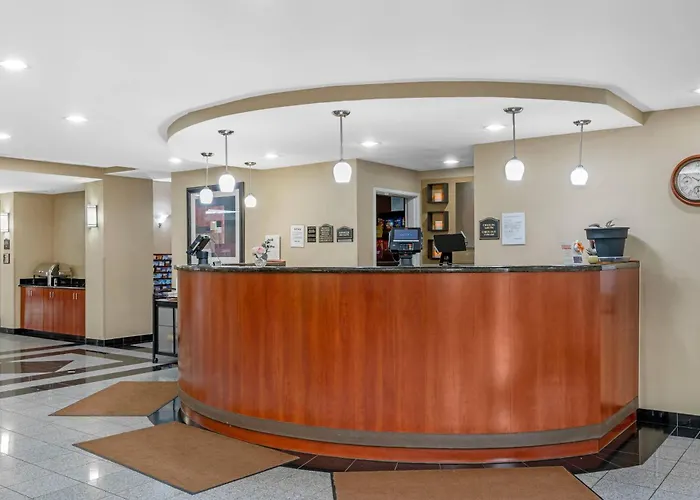 Comfort Suites Near Indianapolis Airport